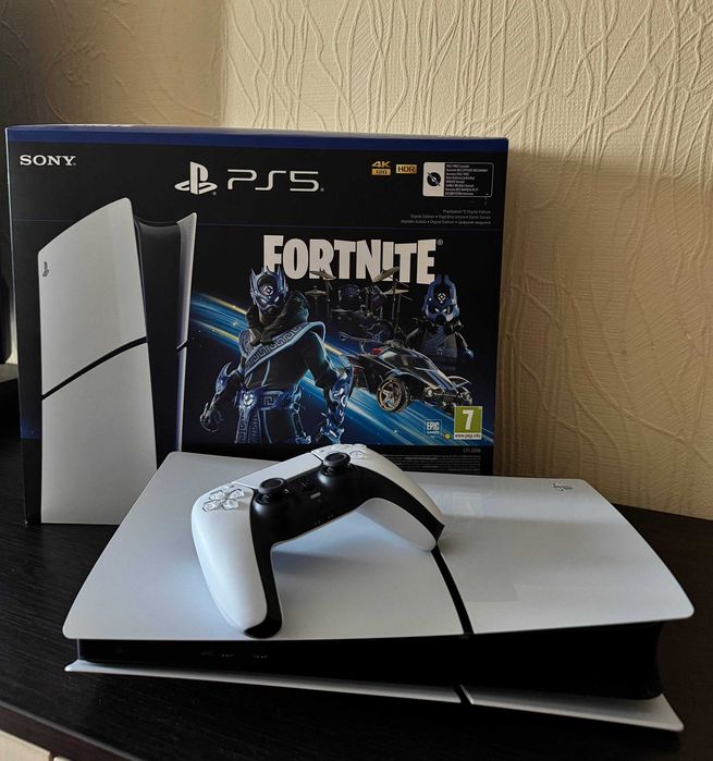PS5 slim digital 1TB Fortnite