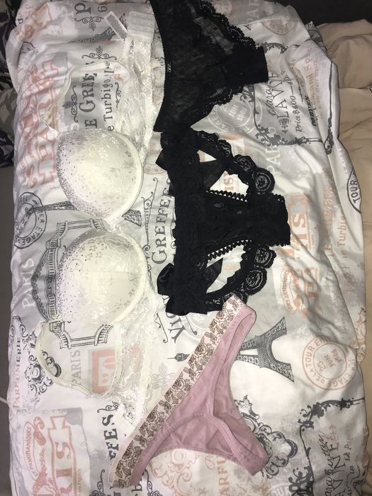 Білизна: стрінги труси чорні та бюстгалтер білий зі стразами все б/у