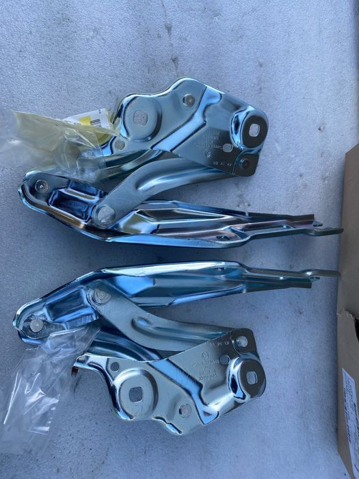 Zawias maski skoda scala