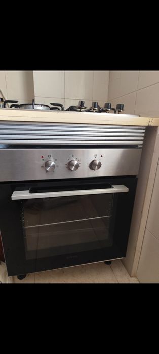 Forno elétrico + Placa a gás natural/botija