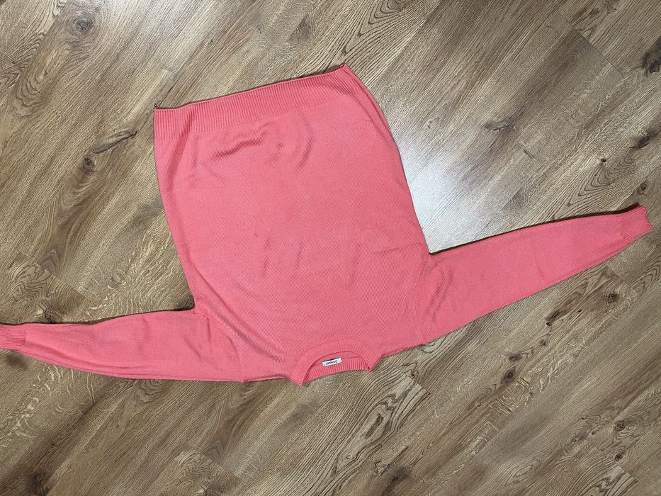 Swetr w koralowym kolorze Damart