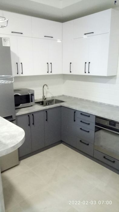 Кухні на замовлення недорого, шафи-купе, гардеробні.