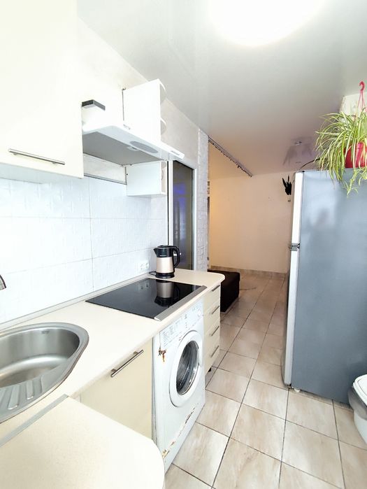 Почасово, посуточно. Свободна  уютная  квартира возле моря. Крыжановка