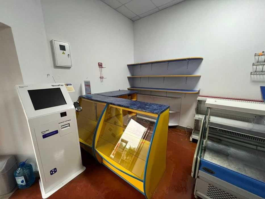 Продам стелажі в гарному стані