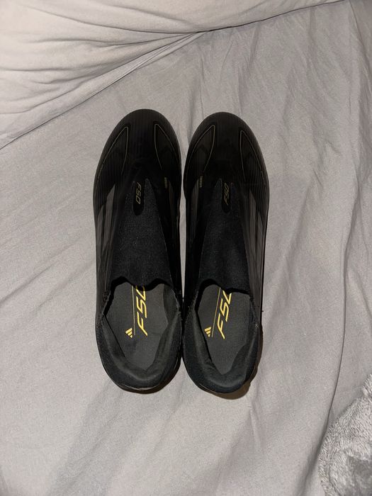 Бутси F50 Elite Laceless Firm Ground Black Оригінал