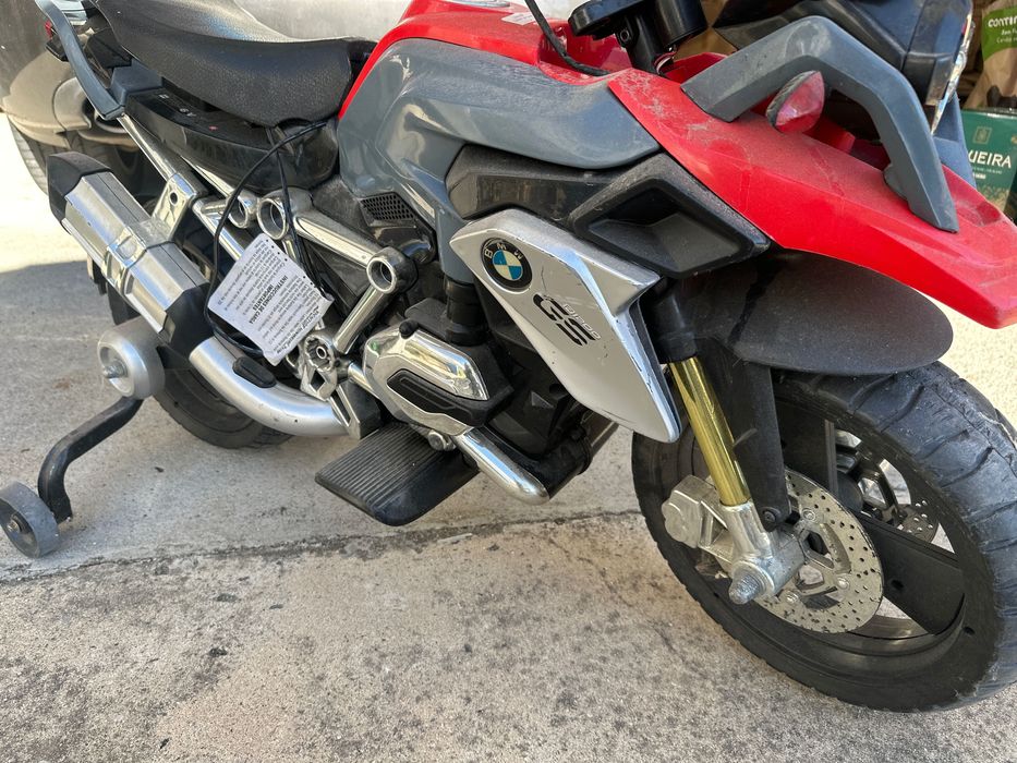 Mota BMW bateria criança