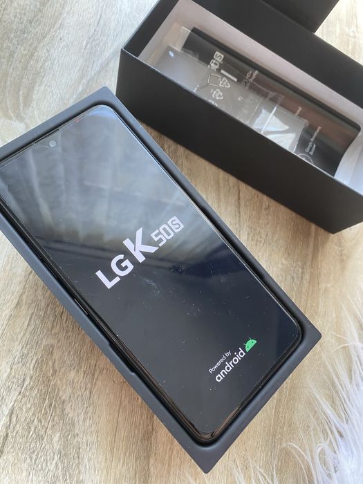 Telefon marki LG k50s