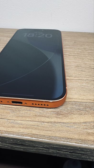 Iphone 17 Pro Max Laranja 256GB (E-SIM)