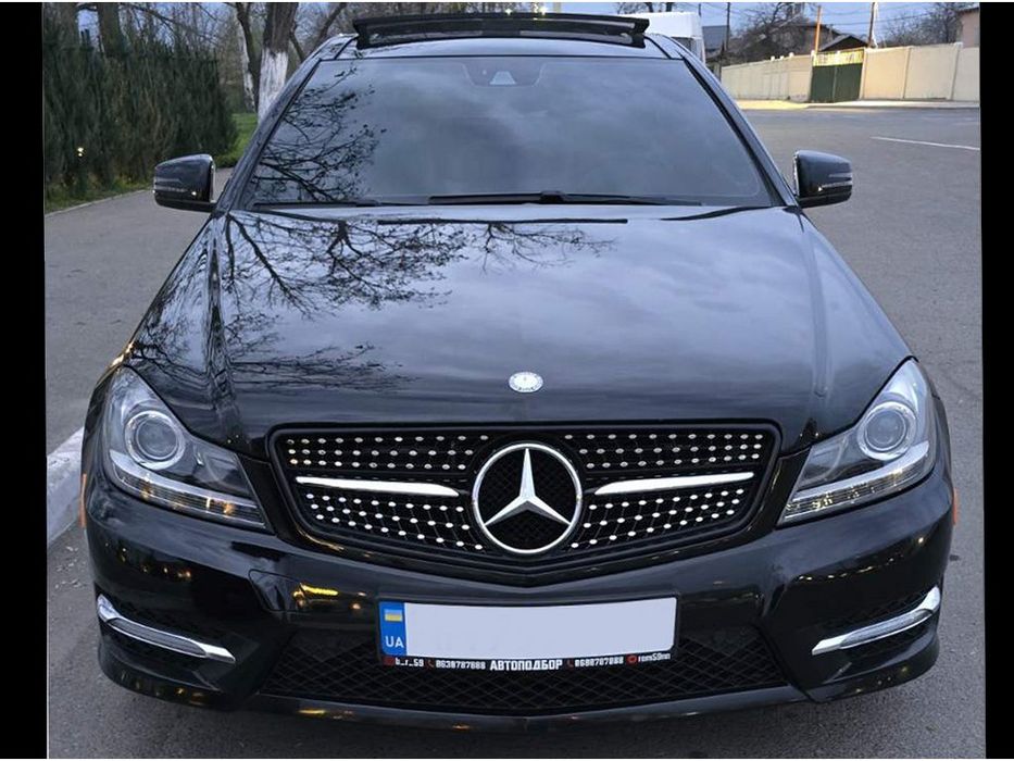 Mercedes C-class W204 Передні фари (оптика с LED-елементами)
