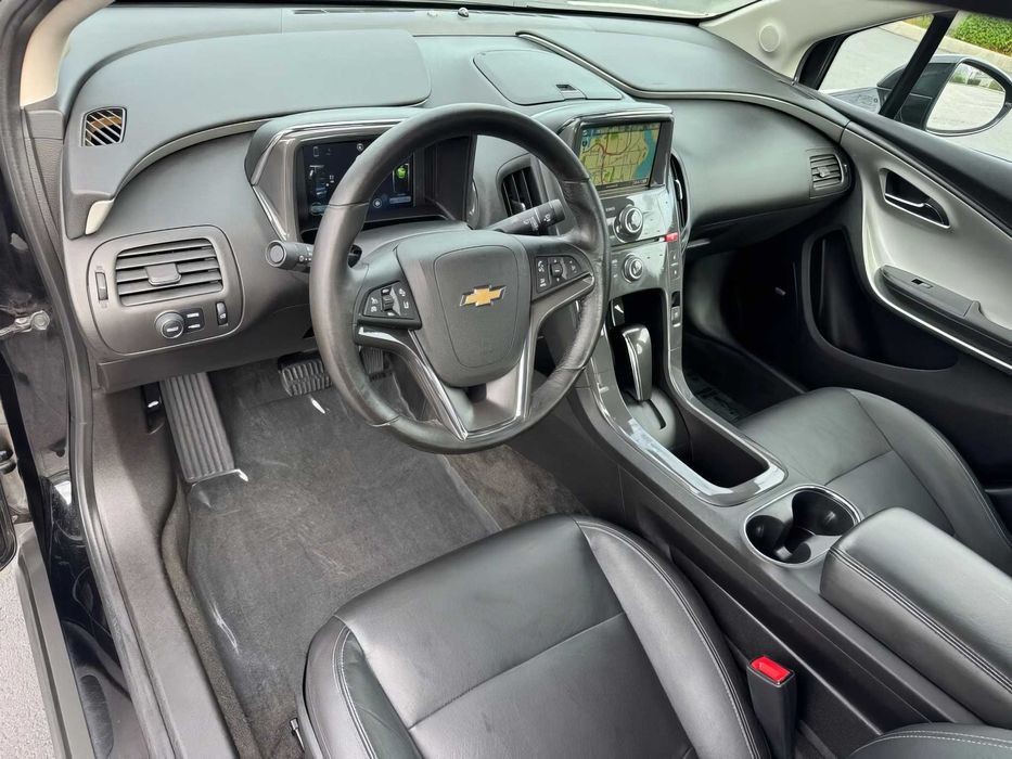 Chevrolet Volt Premium      2014