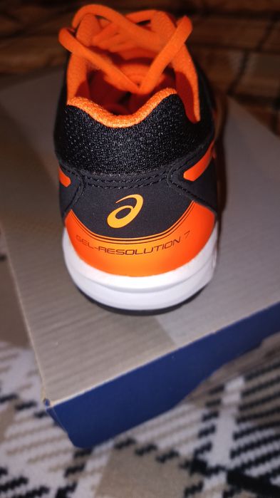 ASICS детские кроссовки