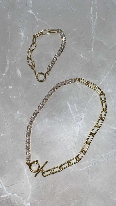 Браслет с золотим металом та великими кристалами