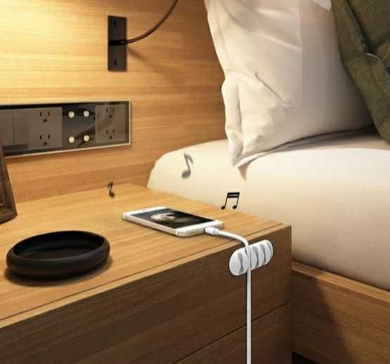 Держатель usb-кабеля / зажим для кабеля, проводов в машину,: 50 грн ...