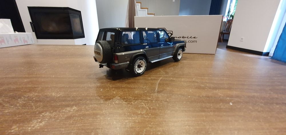 Nissan Patrol GR Y60 (1992) 1:18 Otto OT993