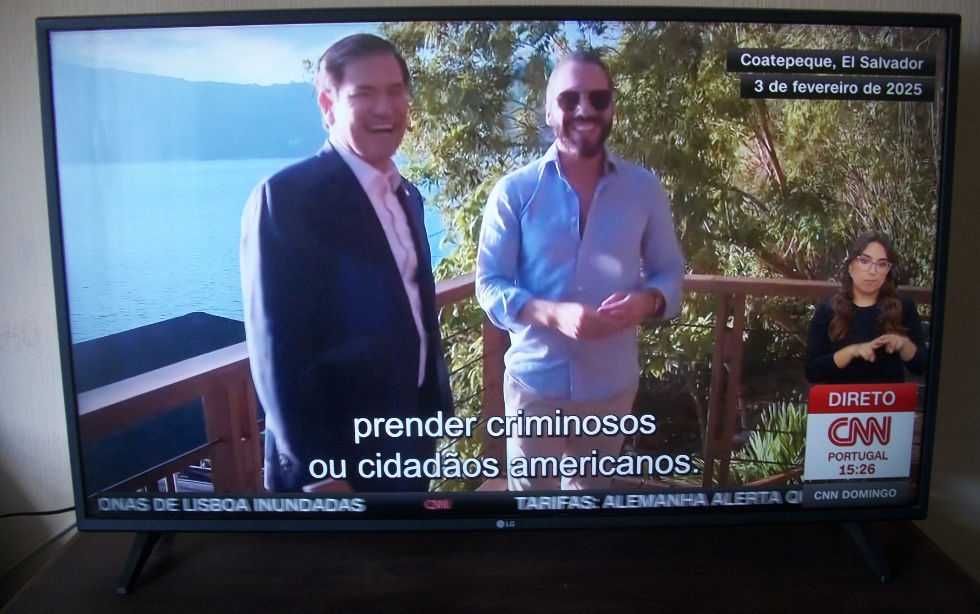 Tv Led LG 43UK6200PLA 4K UHD SmartTv Como nova