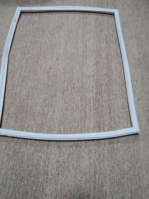 Резинка на холодільну камеру