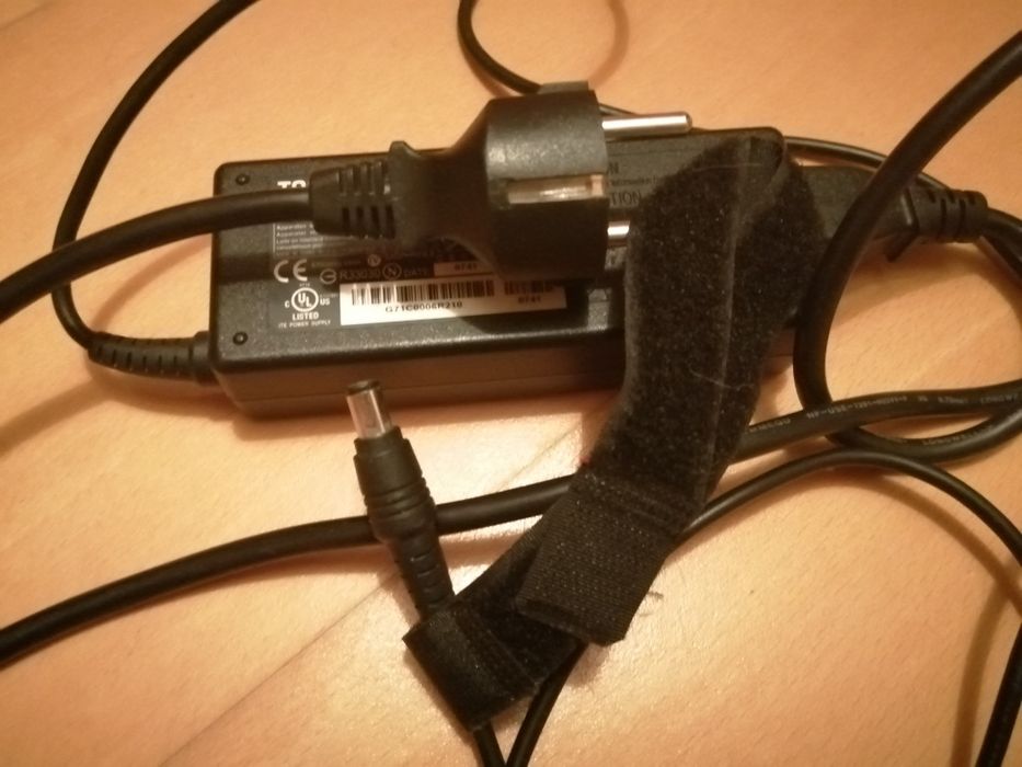 Toshiba Charger423321829848524801