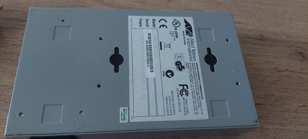 Switch Allied Telesis AT-FS705L 5×10/100 Mbps