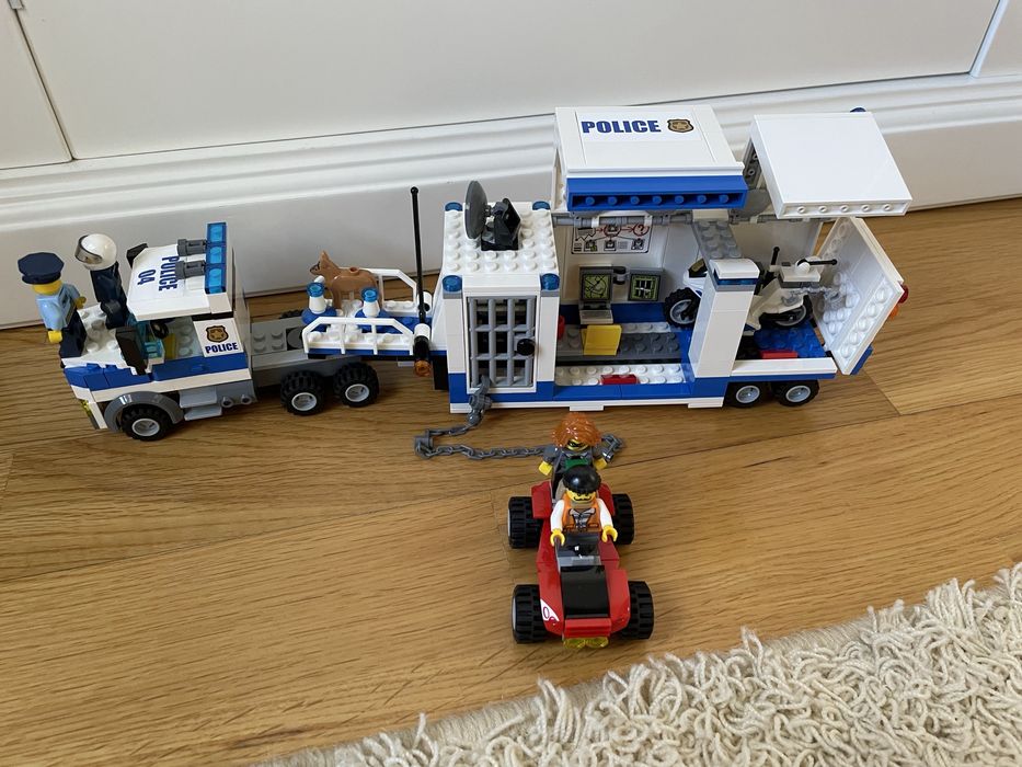 LEGO City 60139, Centro de Comando Móvel