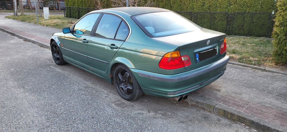 Sprzedam BMW 320 E46