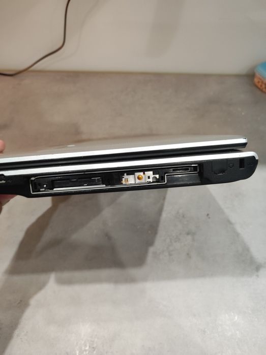 Portátil Insys m748s para peças