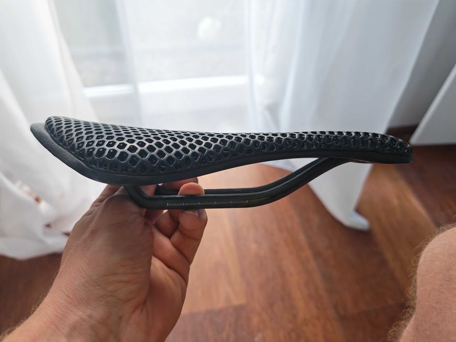 Siodełko RYET 3D – czarne