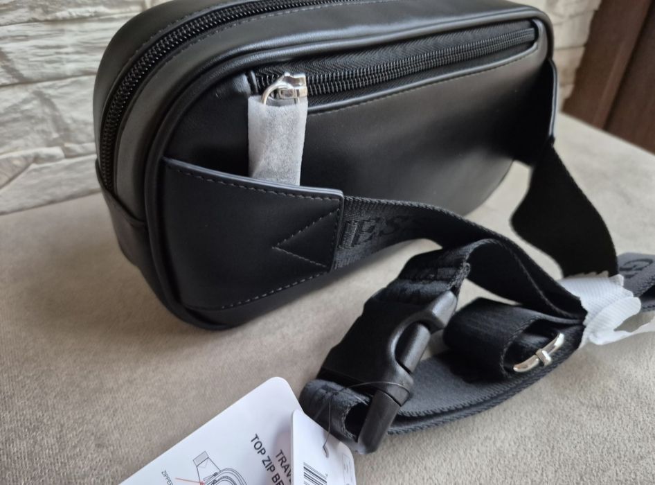 Saszetka Nerka Damska Guess