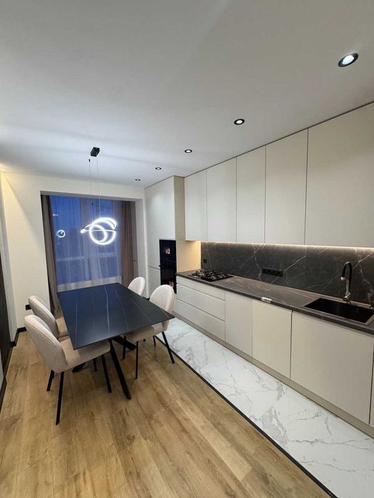 2-кім + кухня-вітальня|Центр, Княгинин|Гардероб|Меблі+техніка|КНЯГИНИН