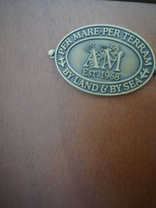 Komoda, Konsola Cape Code w kolorze czarnym