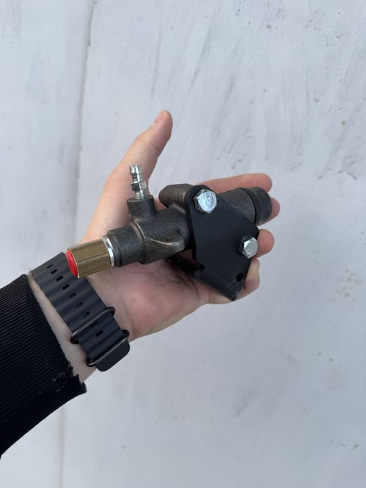 Тюнинг цилиндр ВаЗ сцепления рабочий на ЛуаЗ ЗаЗ 968