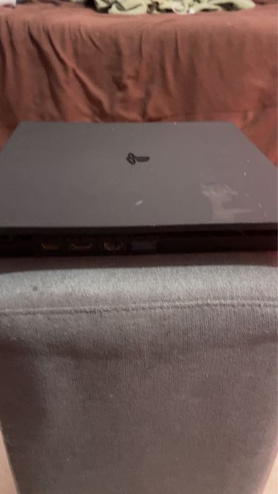 Ps4 1Tb em bom estado