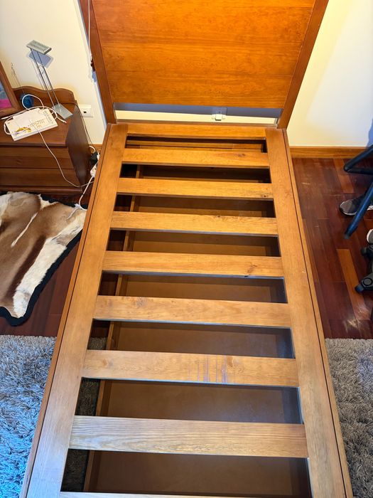 Cama de solteiro com colchão