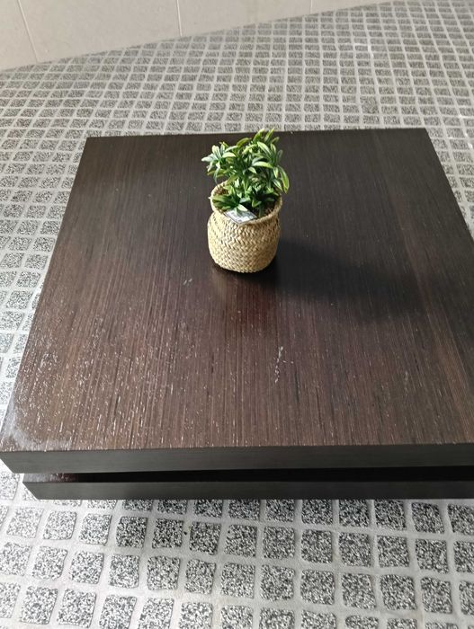 Mesa de centro  madeira robusta