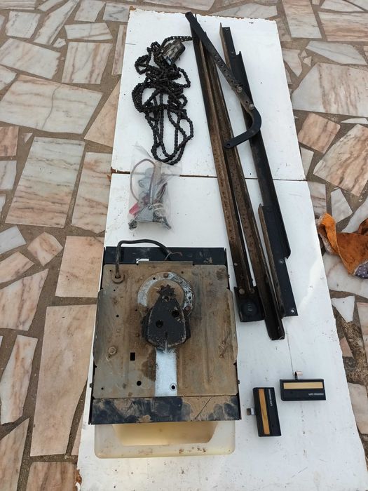 Automatismo de portão de garagem, LIFT Master, Avariado , (Para peças)