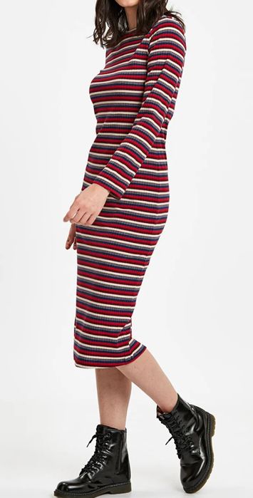 продаю платье, LC Waikiki, новое, XL