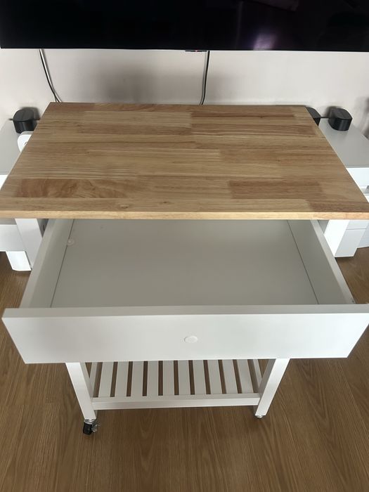 Barek,wózek na kółkach