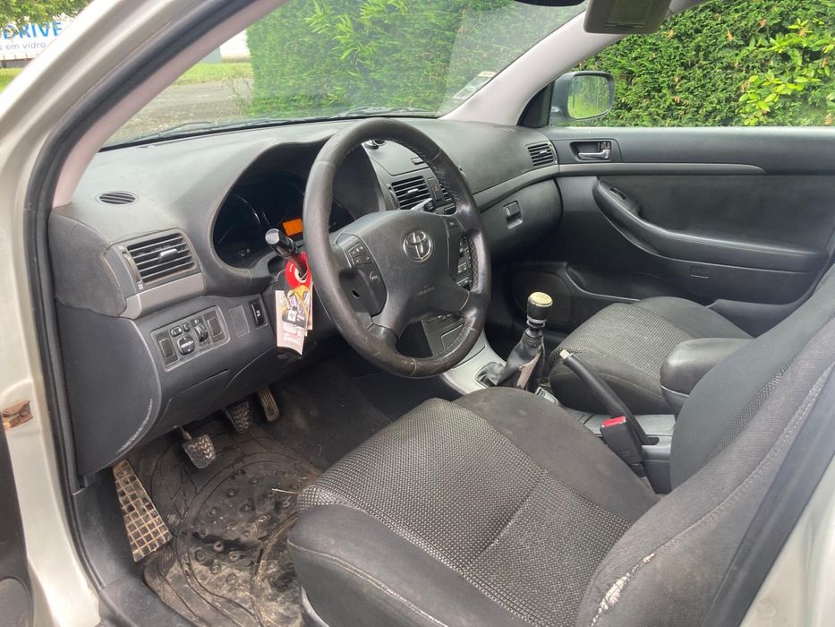 Toyota Avensis 2.0 D-4D (126cv) – 2006 – IUC Antigo e Inspeção Válida