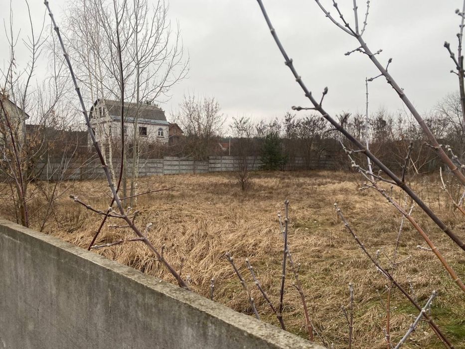 Продам земельну ділянку в Стоянці