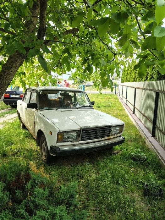 Автомобіль ВАЗ  2107