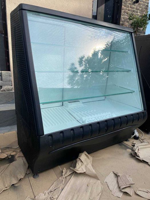 Умка.Холодильная витрина1,2м.Обслужена.Пиво.Кофе.Гастроном.Кондитерка