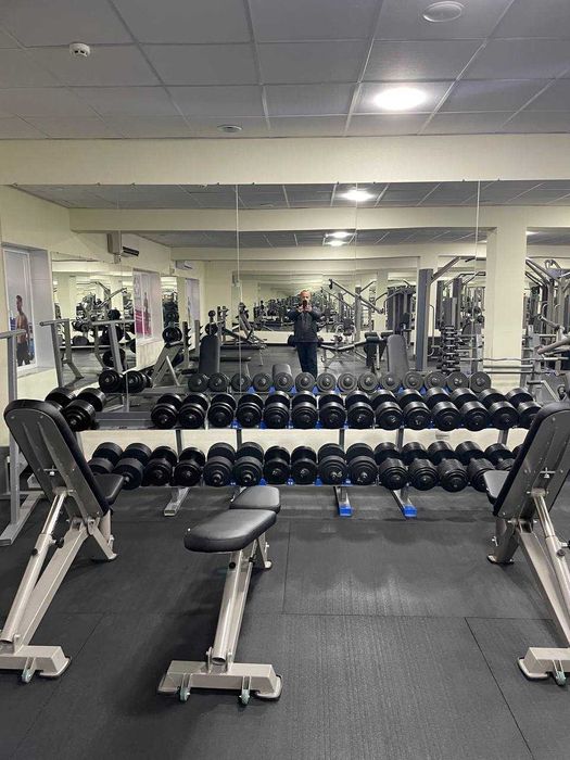 Продается Тренажерный зал бу в Хорошем состоянии на 300м2