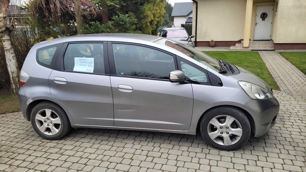 Honda JAZZ Elegance / Silnik benzyna 1.4 /2009 r. / Garażowany