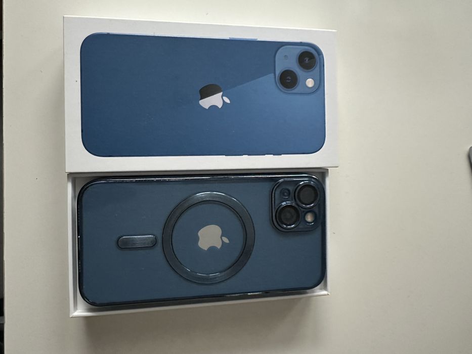 Iphone 13 w kolorze blue