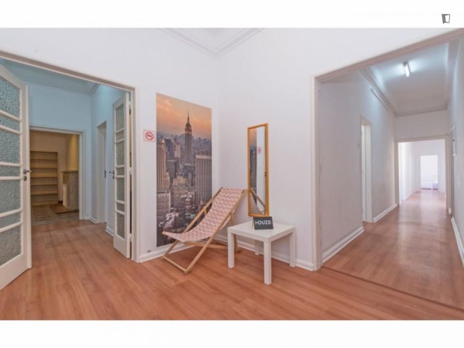 Quarto - localizado em Alameda Lisbon