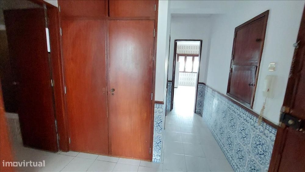 Apartamento T2 em Mem Martins