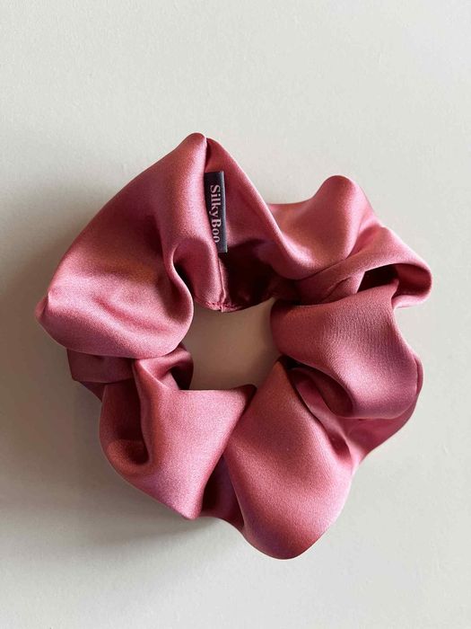Jedwabne gumki do włosów zestaw prezentowy SilkyBoo scrunchie handmade