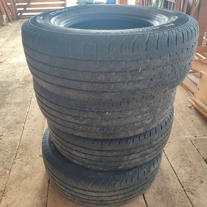 Шини  Continental 255/70 r16