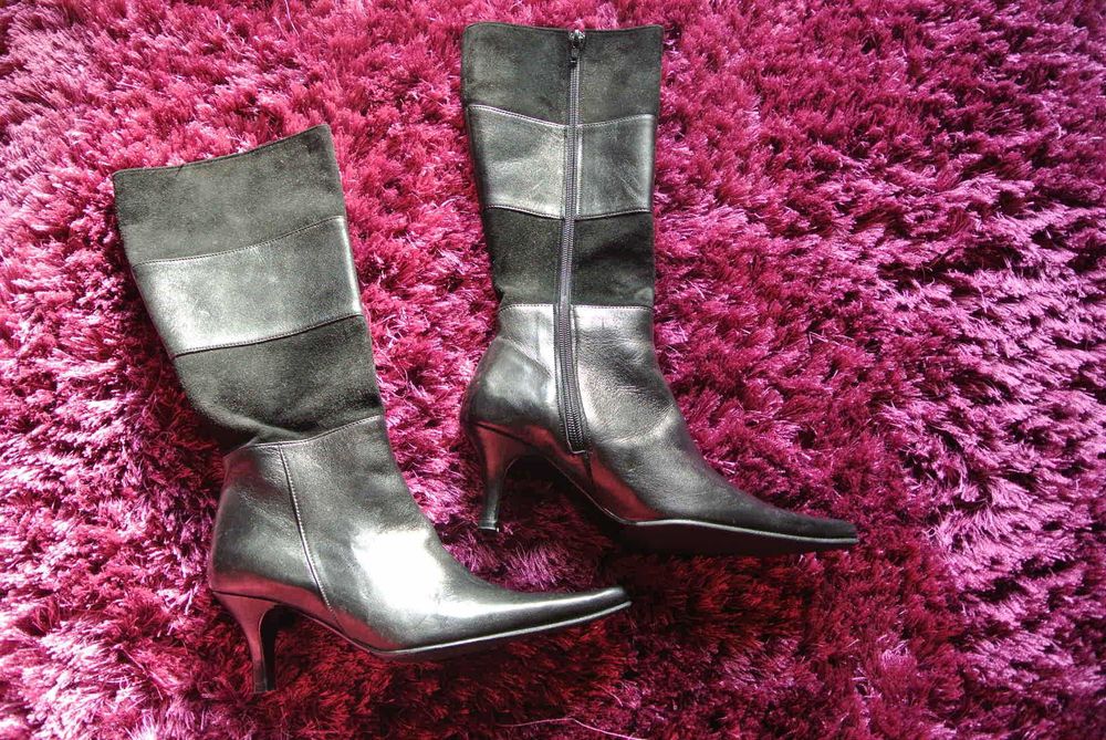 Botas 34 castanho e preto