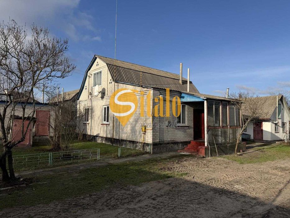 Будинок з комунікаціями, Гнідин Центр БЕЗ%