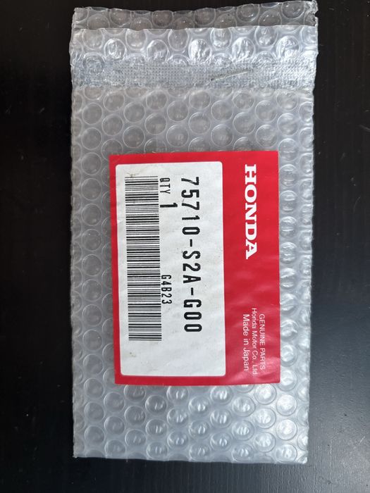 75712-S2A-G00 - Emblemas Honda S2000 Lateral